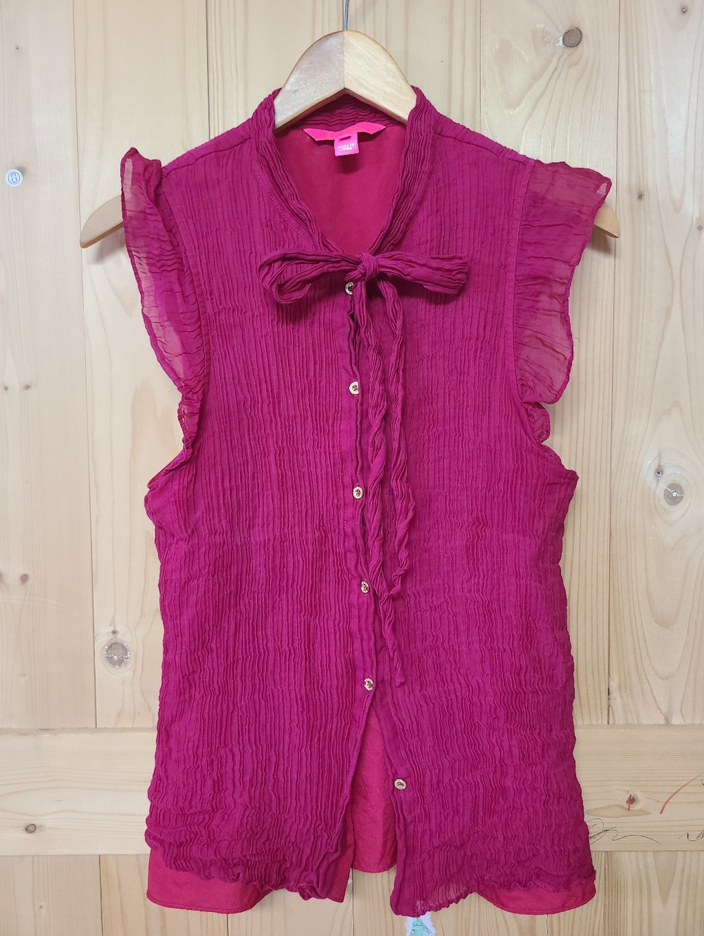 Lilly Pulitzer Hot Pink Blouse with Gold Script Tag